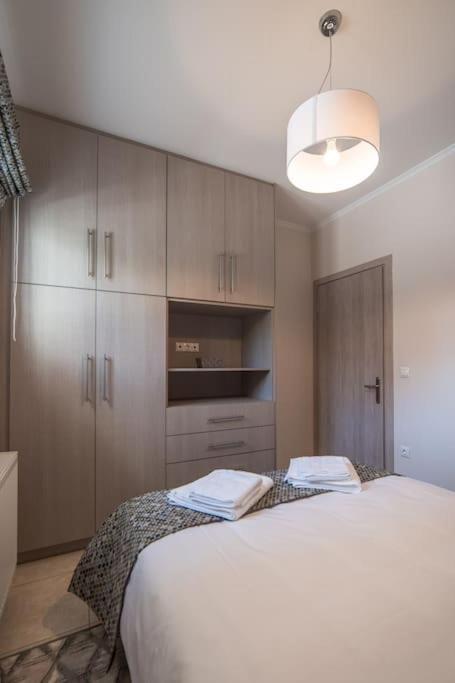 Effie'S Two Bedroom Apartment Nafplion Exteriör bild