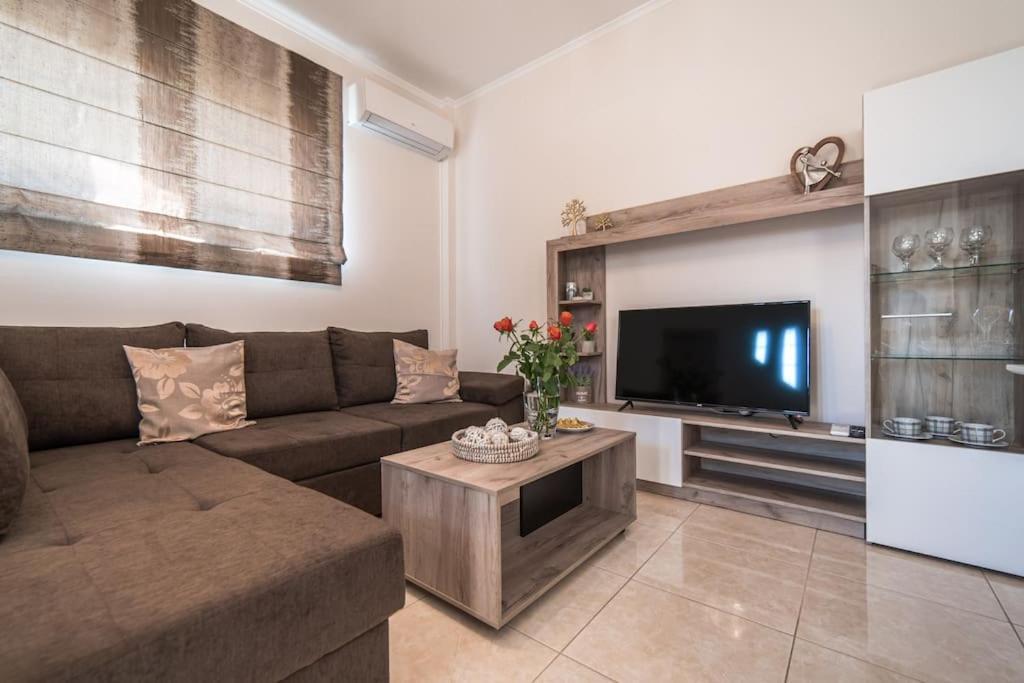 Effie'S Two Bedroom Apartment Nafplion Exteriör bild
