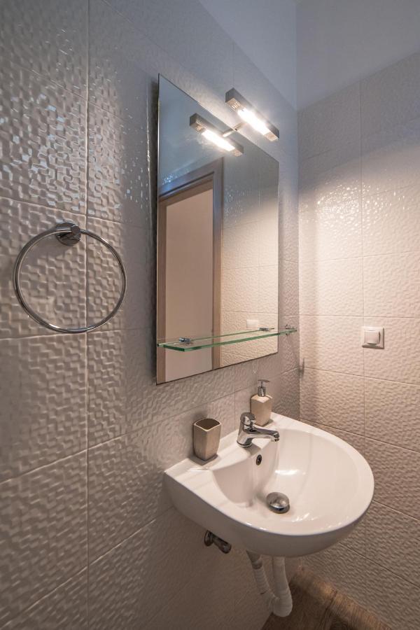 Effie'S Two Bedroom Apartment Nafplion Exteriör bild