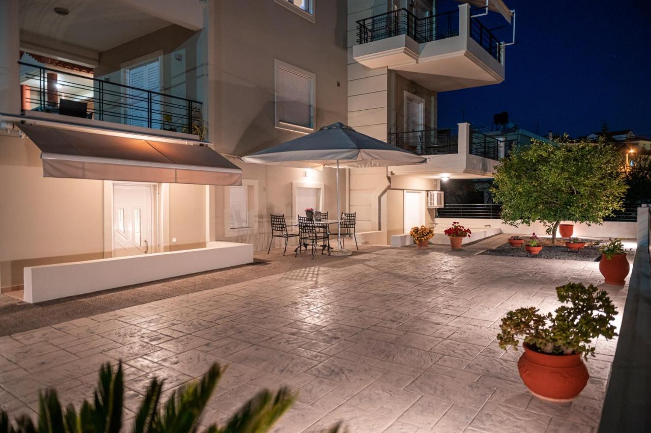 Effie'S Two Bedroom Apartment Nafplion Exteriör bild